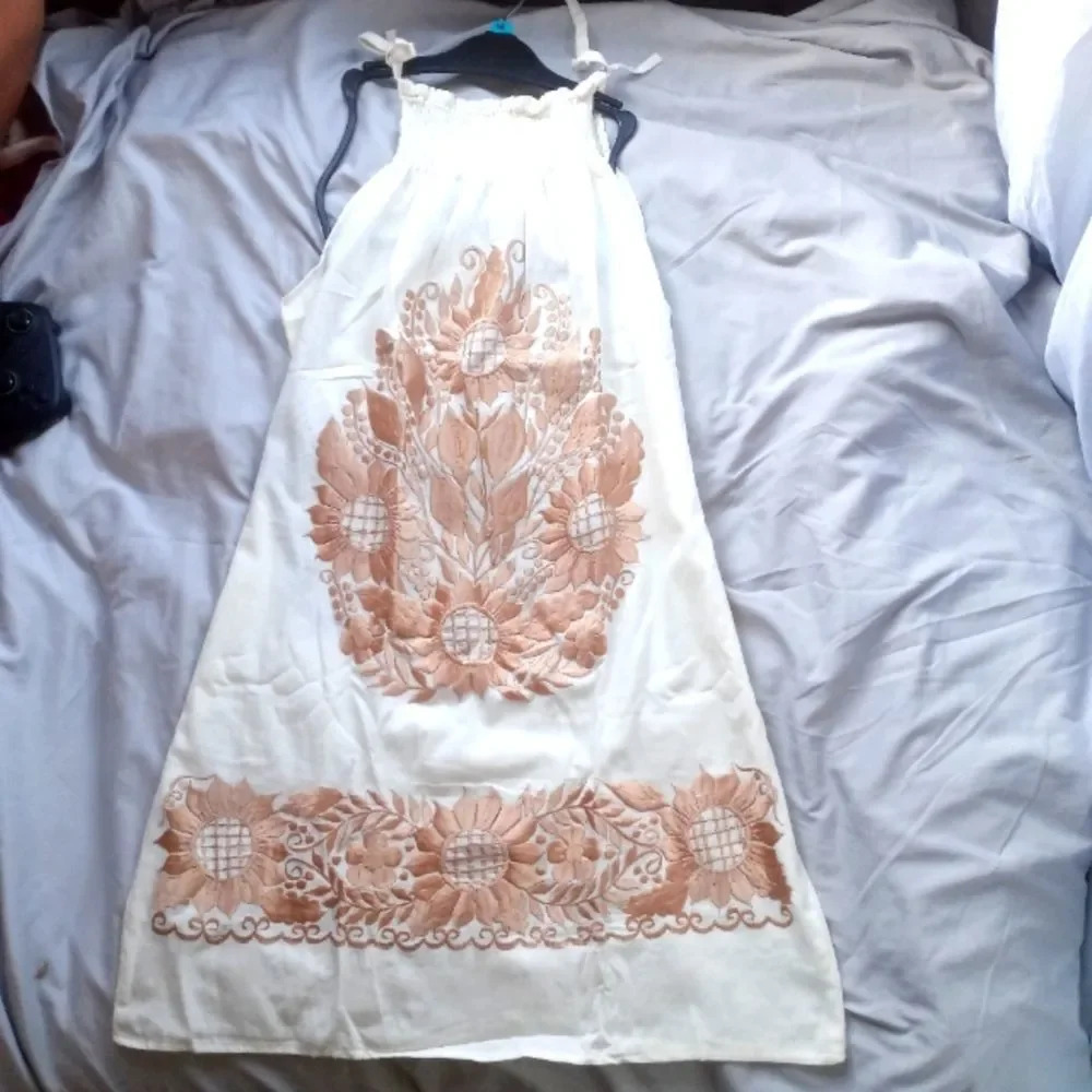 New Mexican embroidery dress size large ( Bag U ) - Picture 3 of 6